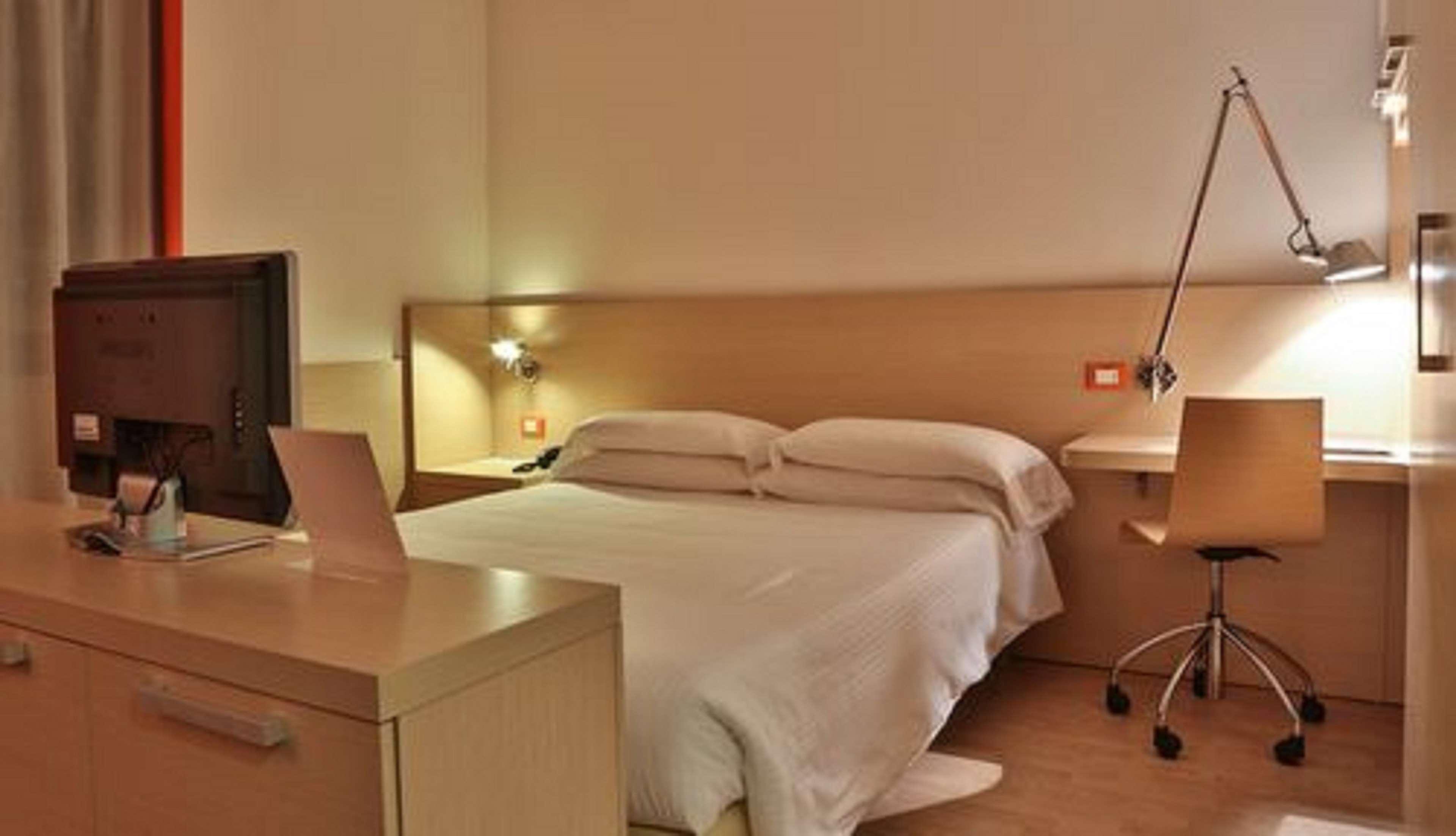 Western Galileo 4* Padova